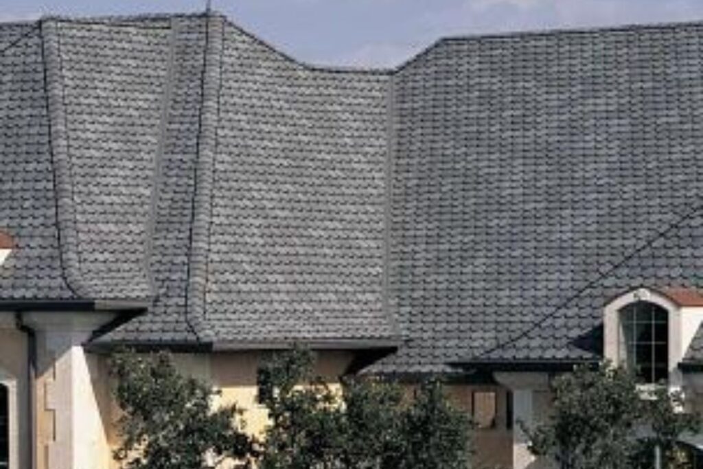 CertainTeed Carriage House®