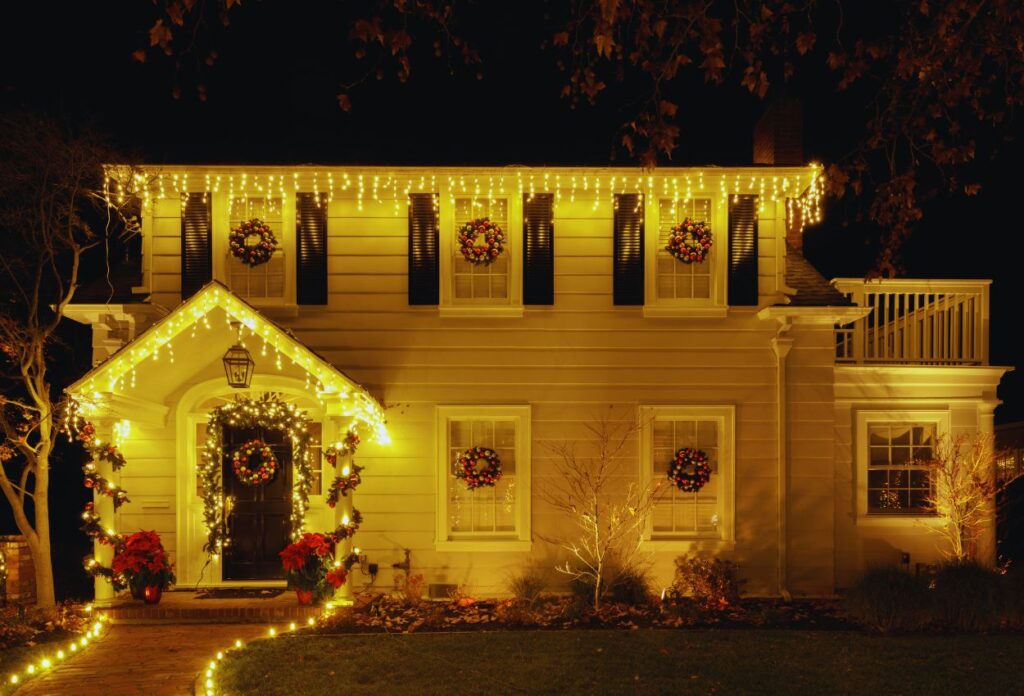 hanging christmas lights